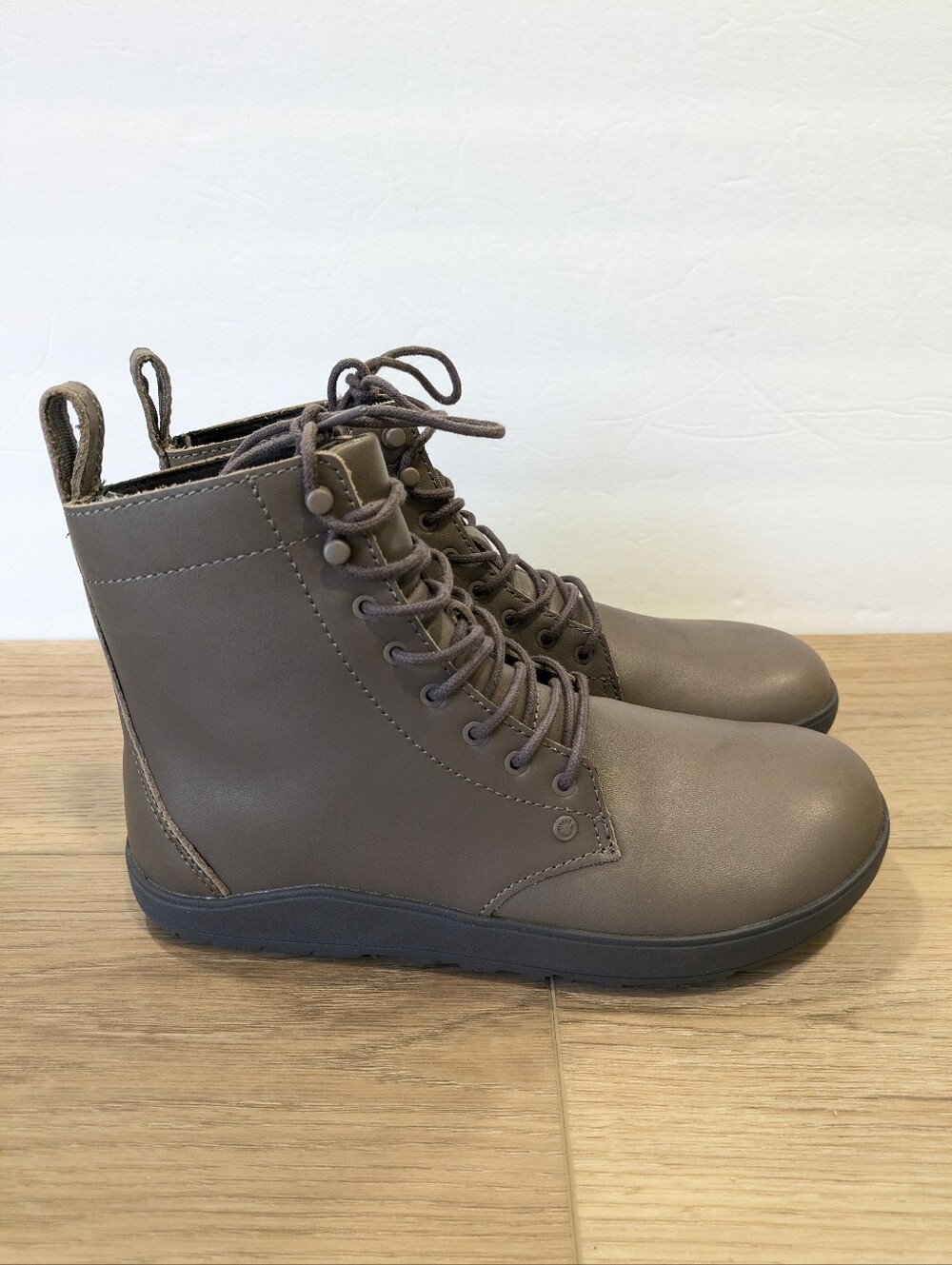 Xero Shoes Breckenridge Barefoot Ankle Boots 7 Gray Leather Lace Up Minimalist - Picture 2 of 10